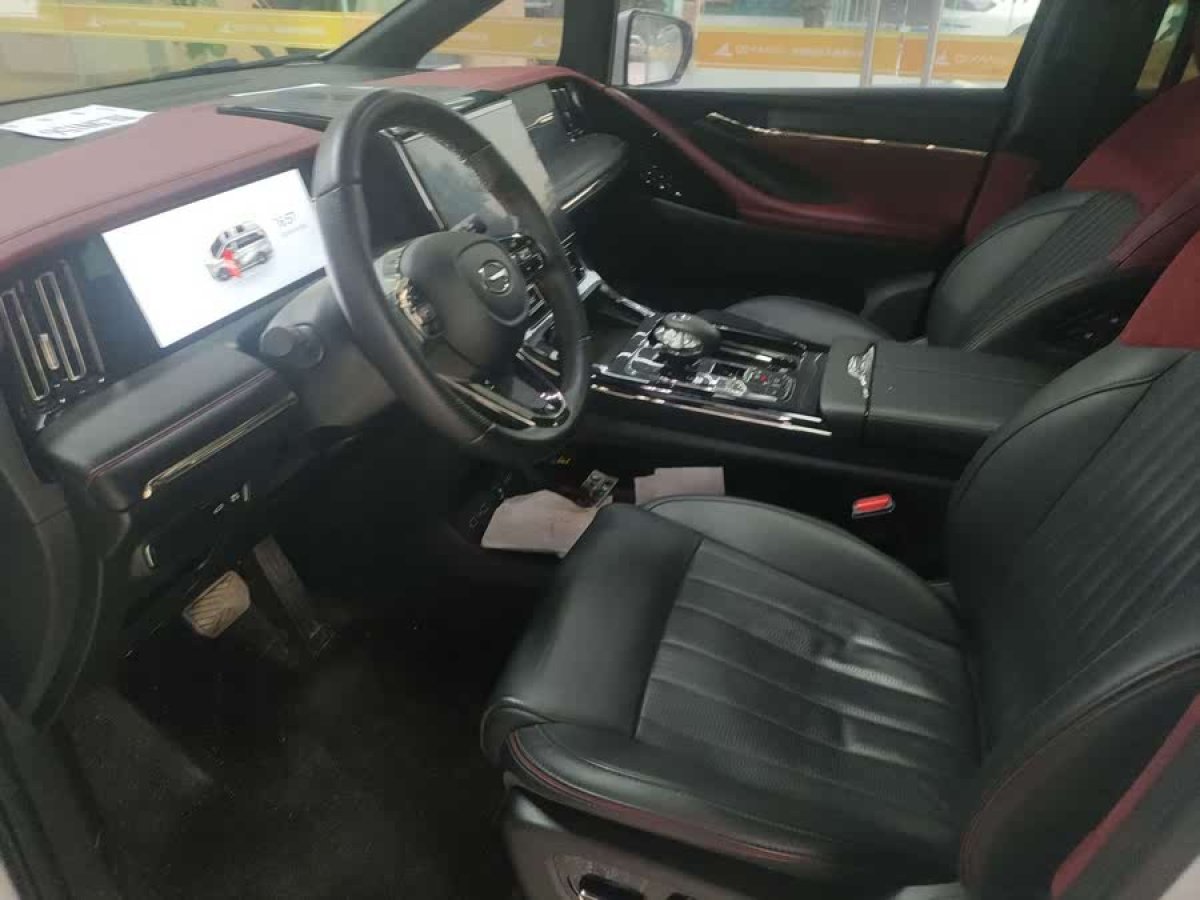 廣汽傳祺 M8  2024款 宗師系列 雙擎 至尊版圖片