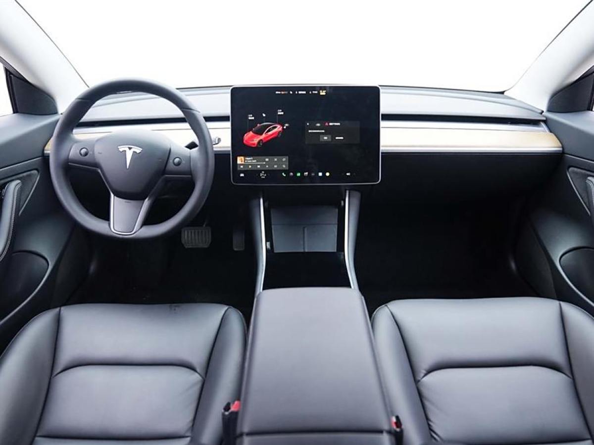 特斯拉 Model 3  2020款 改款 標準續(xù)航后驅升級版圖片