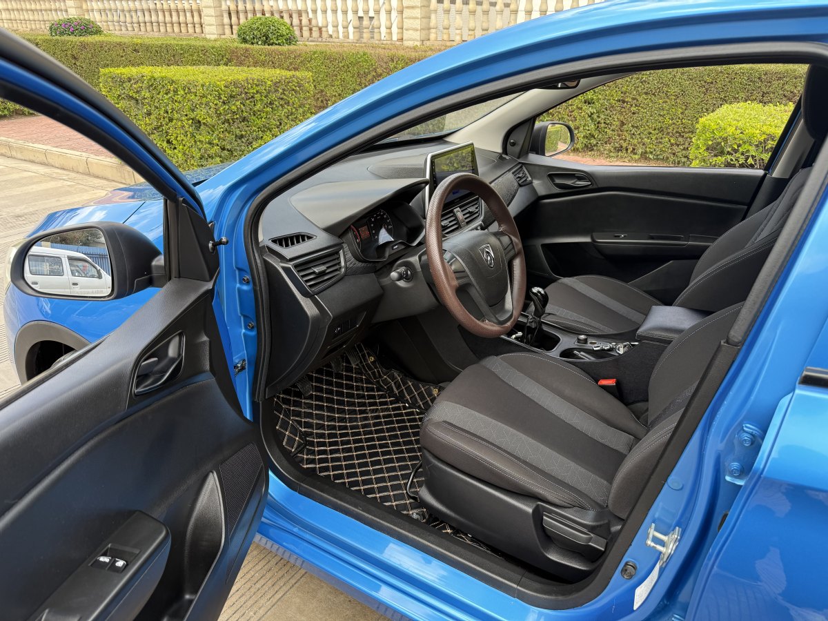 2017年11月寶駿 310  2016款 1.2L 手動舒適型