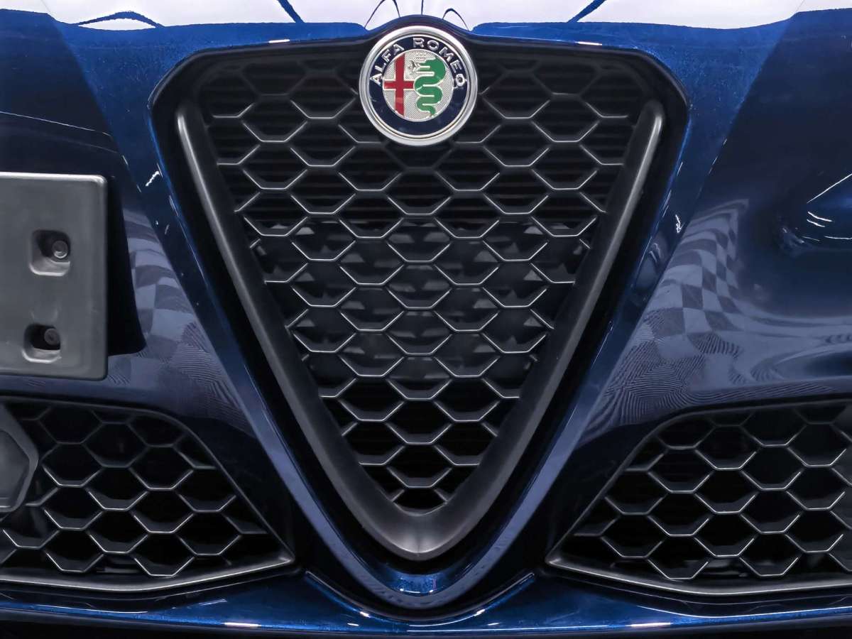 2021年9月阿尔法·罗密欧 Giulia  2021款 2.0T 280HP 豪华版