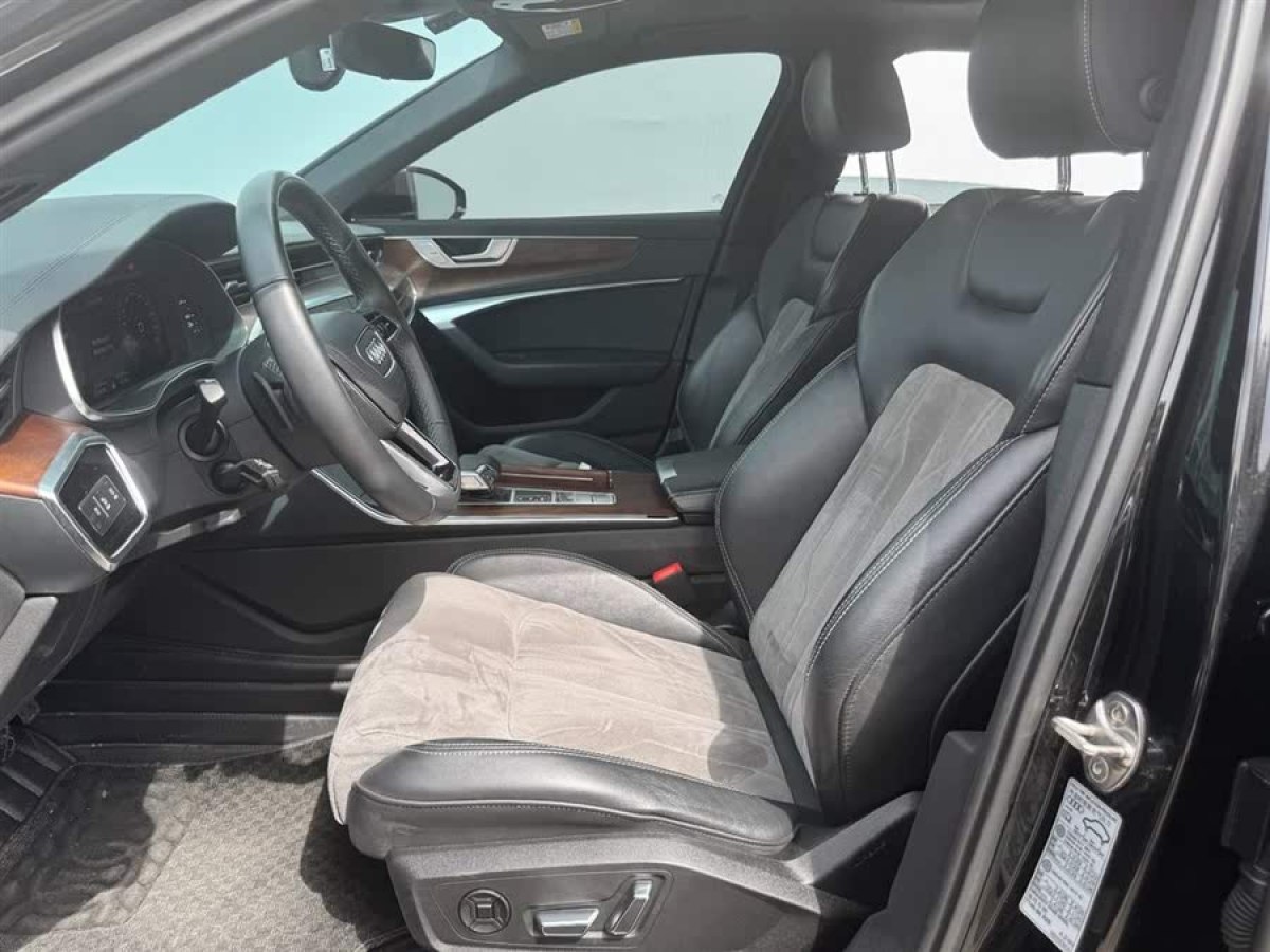 奧迪 奧迪A6L  2023款 改款 45 TFSI 臻選動感型圖片