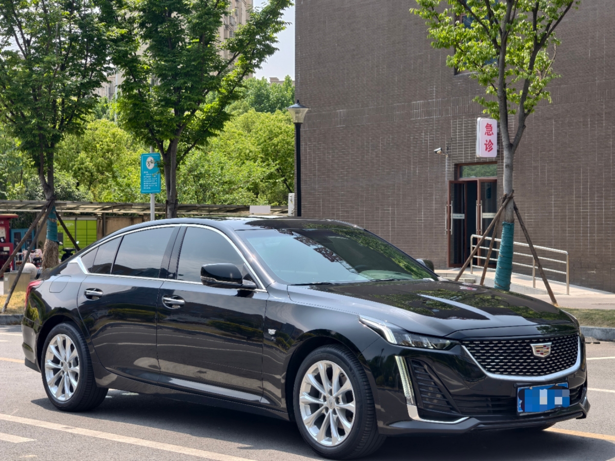 凱迪拉克 CT5  2023款 28T 豪華型（標(biāo)準(zhǔn)版）圖片