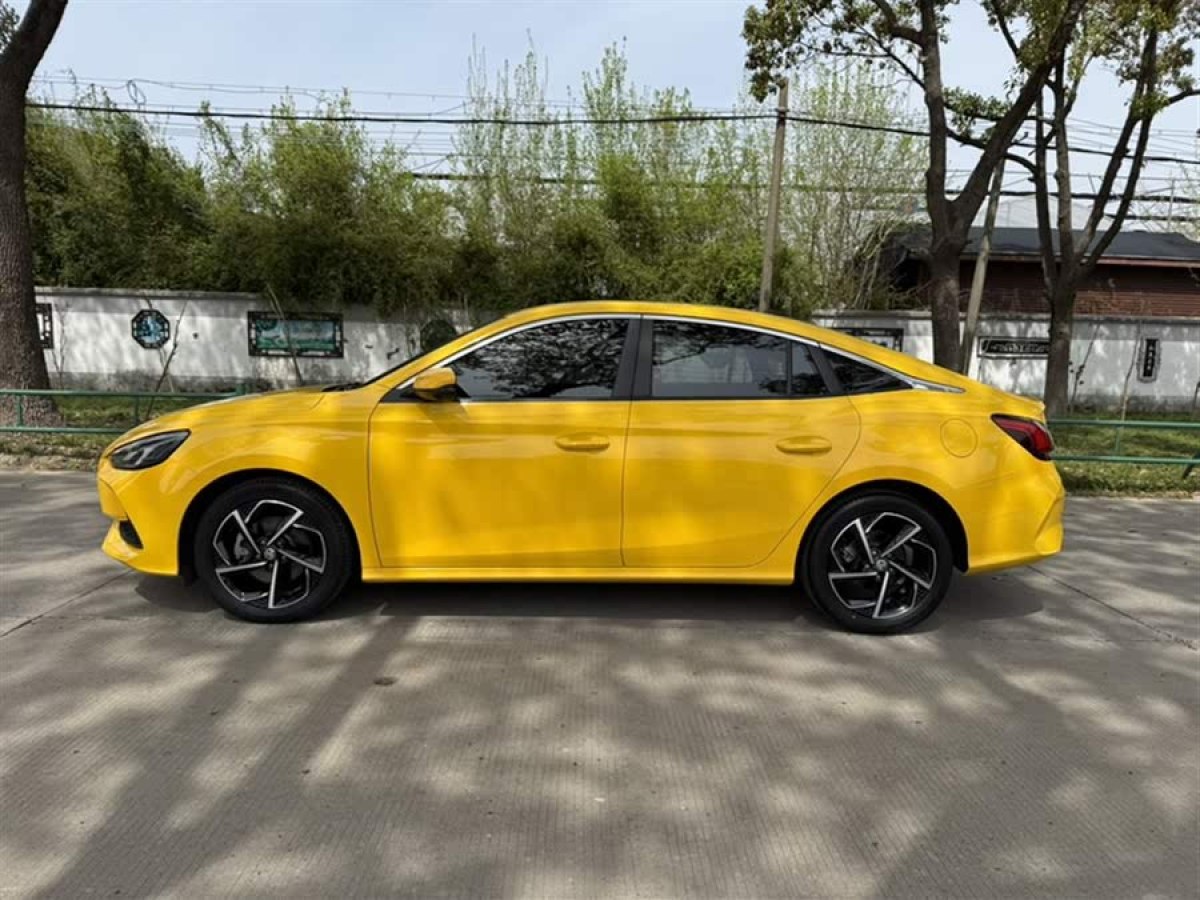 名爵 名爵5  2021款 改款 300TGI DCT青奢豪享版圖片