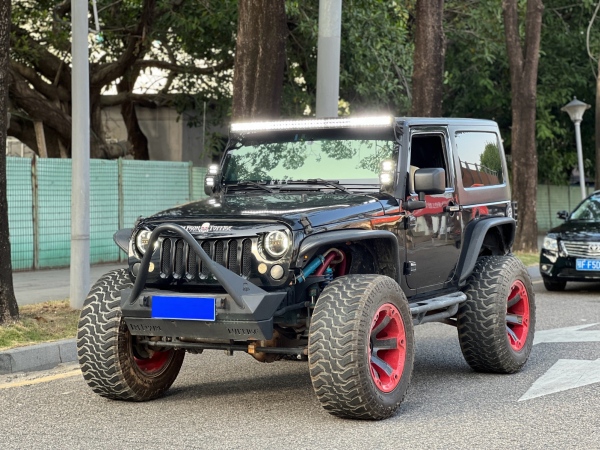 Jeep 牧马人  2013款 3.6L Sahara 两门版