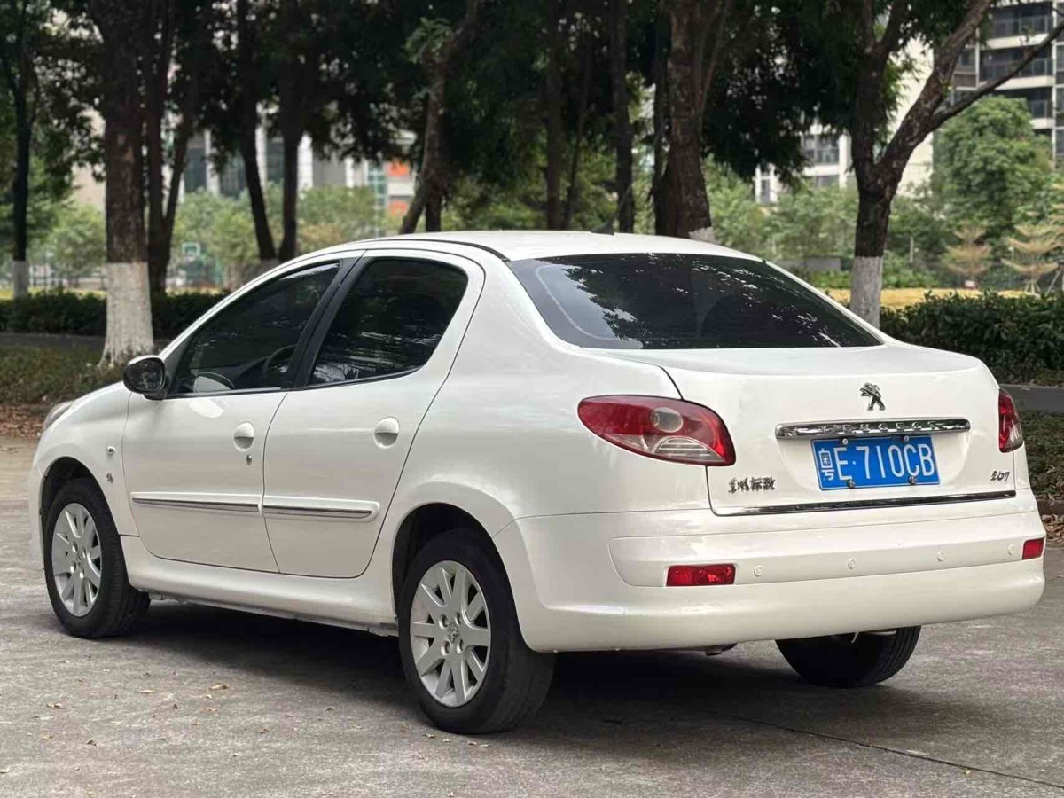 標(biāo)致 207  2009款 三廂 1.6L 自動(dòng)品樂(lè)版圖片