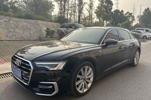 奥迪A6L 奥迪 改款 45 TFSI quattro 臻选动感型