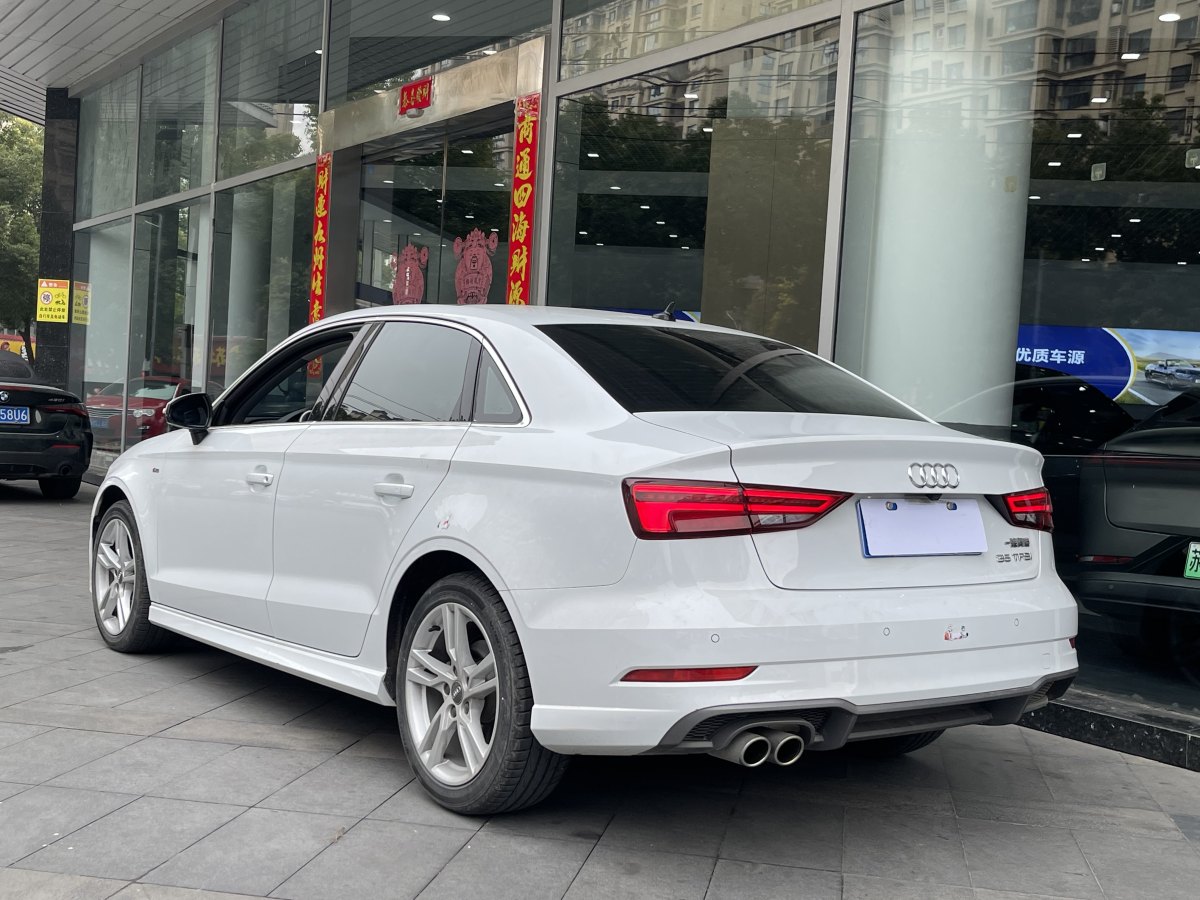 奧迪 奧迪A3  2019款 Limousine 35 TFSI 時(shí)尚型 國(guó)VI圖片