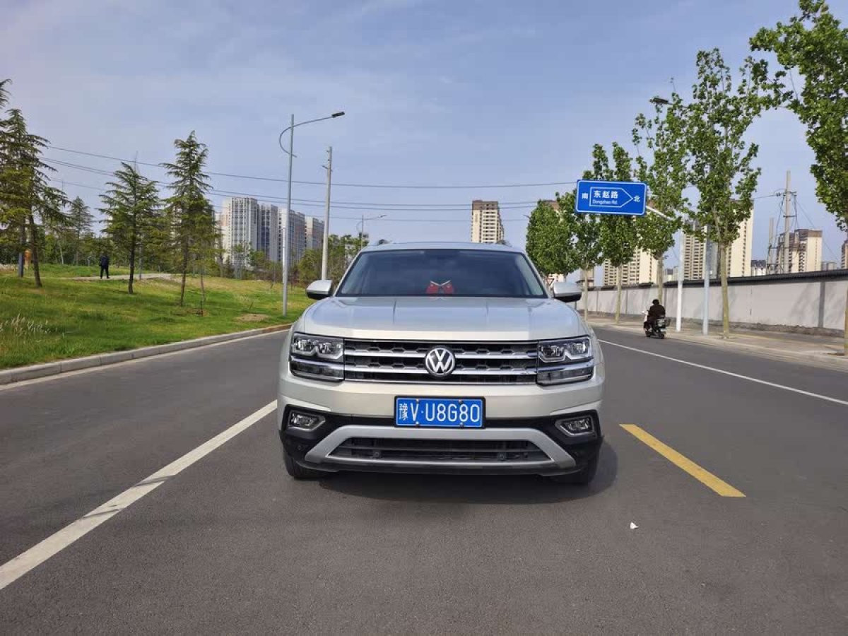 大眾 途昂  2023款 改款 330TSI 兩驅(qū)豪華版圖片