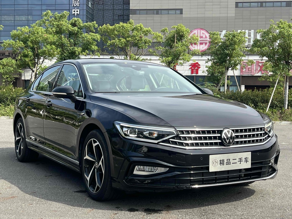 大眾 邁騰  2023款 200萬輛紀(jì)念版 330TSI DSG豪華型圖片