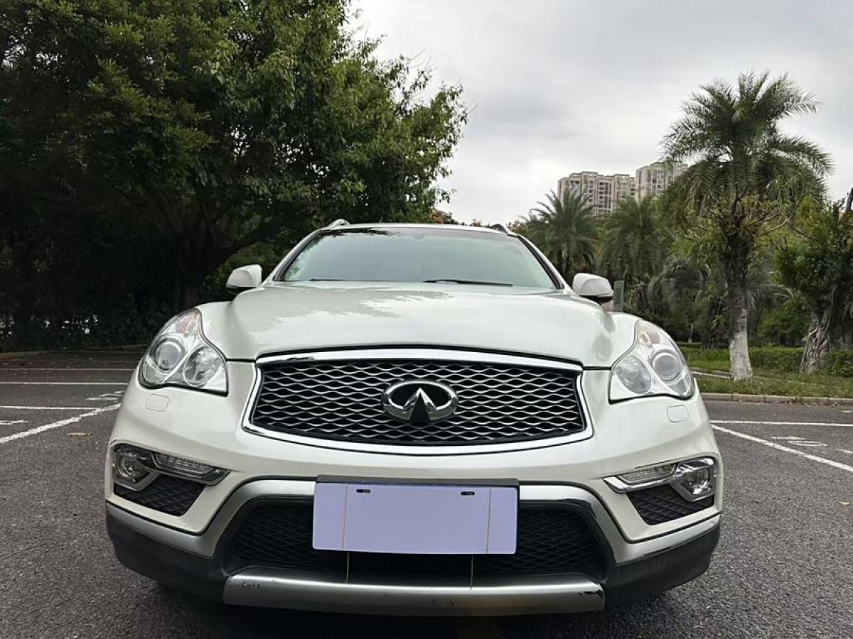 2017年1月英菲尼迪 QX50  2015款 2.5L 舒適版