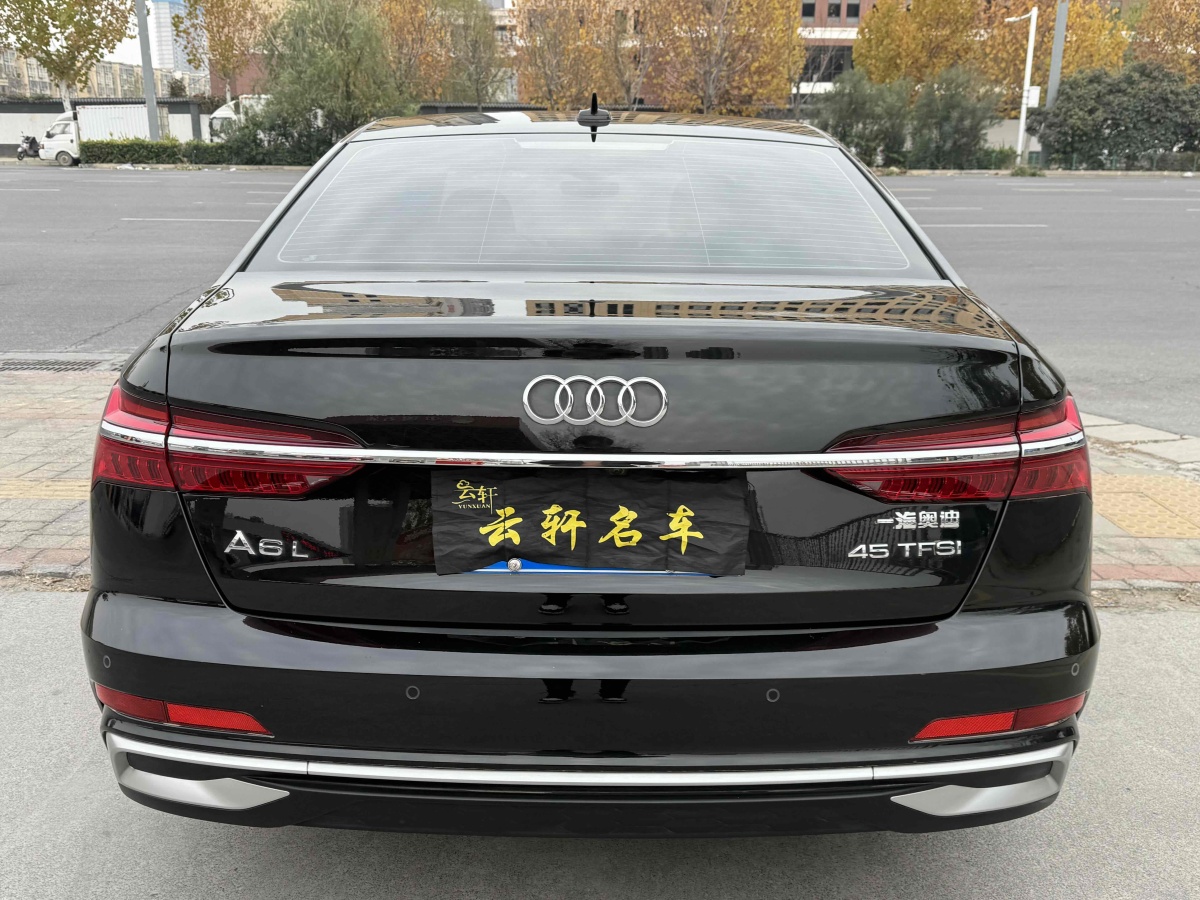 奧迪 奧迪A6L  2024款 45 TFSI 臻選動感型圖片