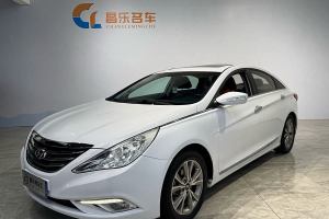 索納塔 現(xiàn)代 經(jīng)典 2.0L 自動豪華版