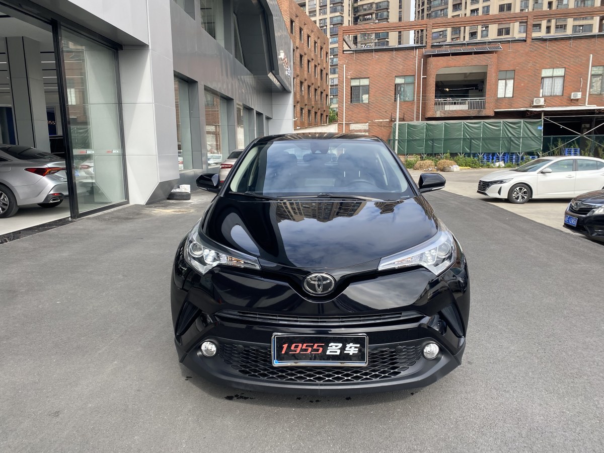 2021年1月豐田 C-HR  2020款 2.0L 領(lǐng)先版