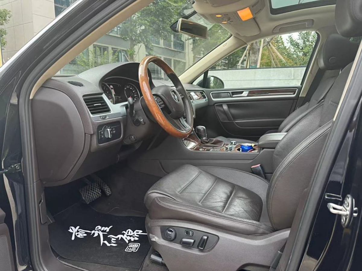 大眾 途銳  2011款 3.0TSI 豪華型圖片