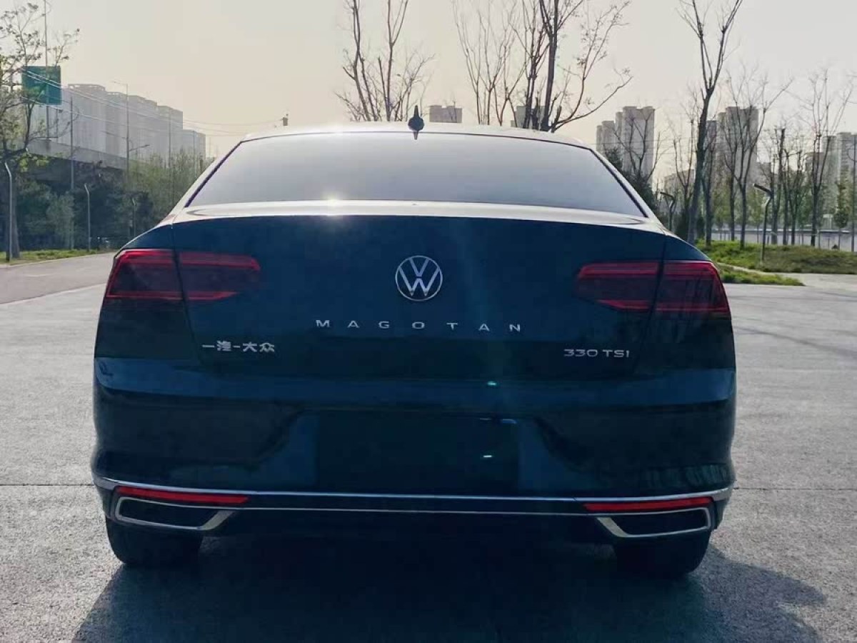 大眾 邁騰  2020款 330TSI DSG 領(lǐng)先型圖片