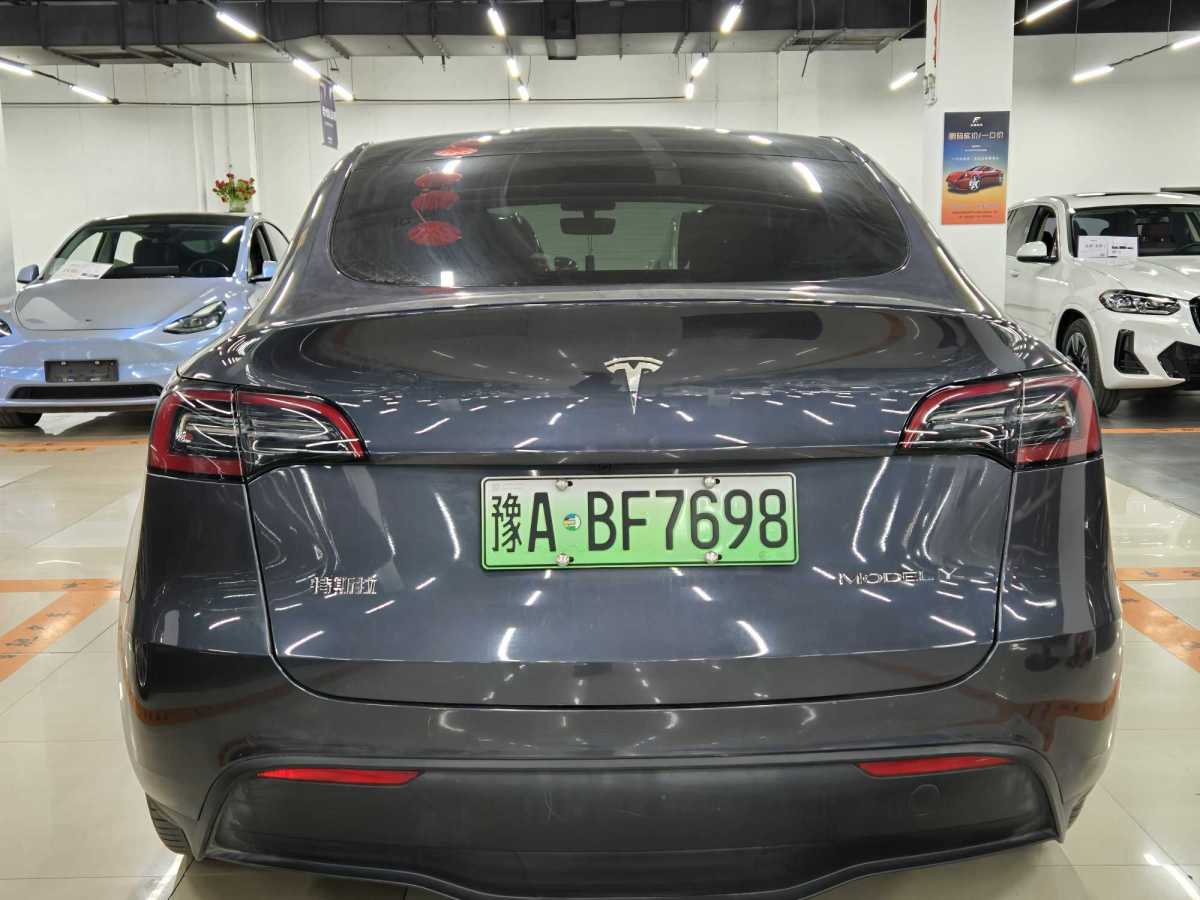 特斯拉 Model 3  2022款 后輪驅(qū)動(dòng)版圖片