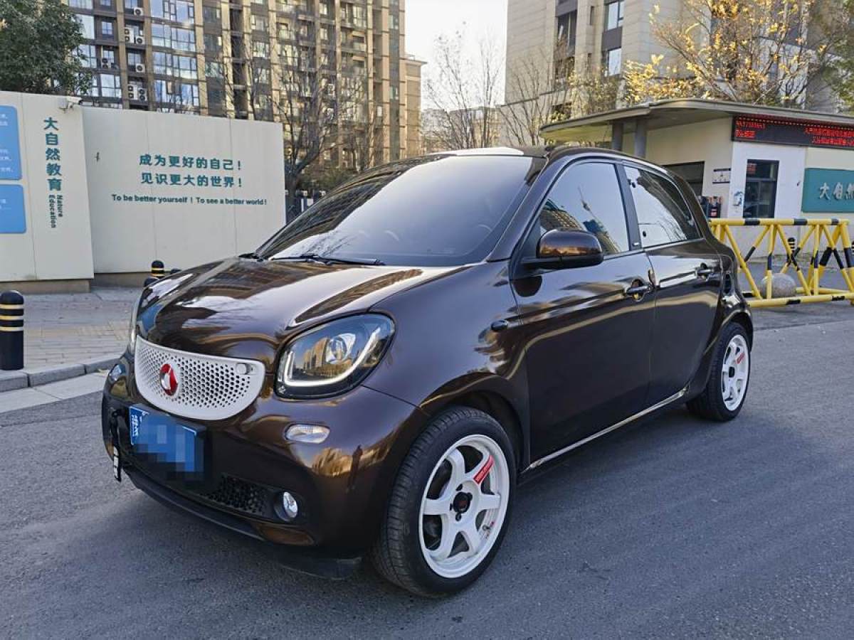 smart forfour  2016款 0.9T 66千瓦極致版圖片