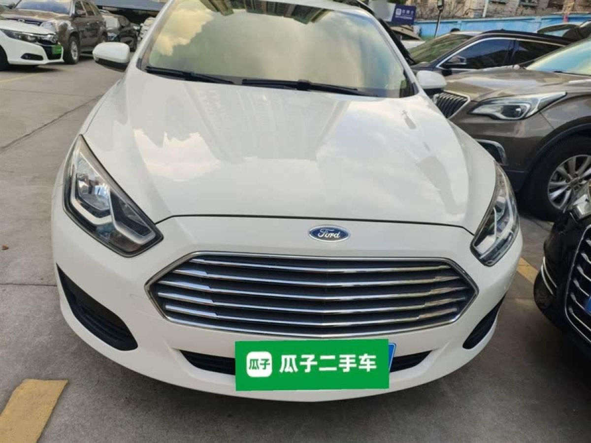 福特 福睿斯  2017款 改款 1.5L 自動(dòng)舒適型圖片