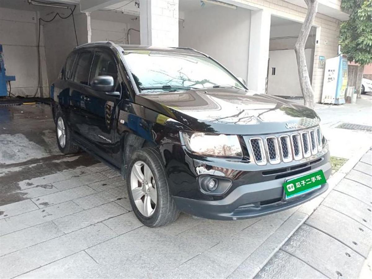 Jeep 指南者  2015款 2.0L 兩驅(qū)運動版圖片