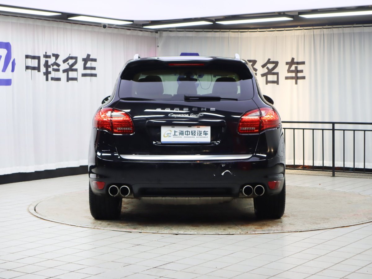 2013年6月保時(shí)捷 Cayenne  2011款 Cayenne Turbo 4.8T