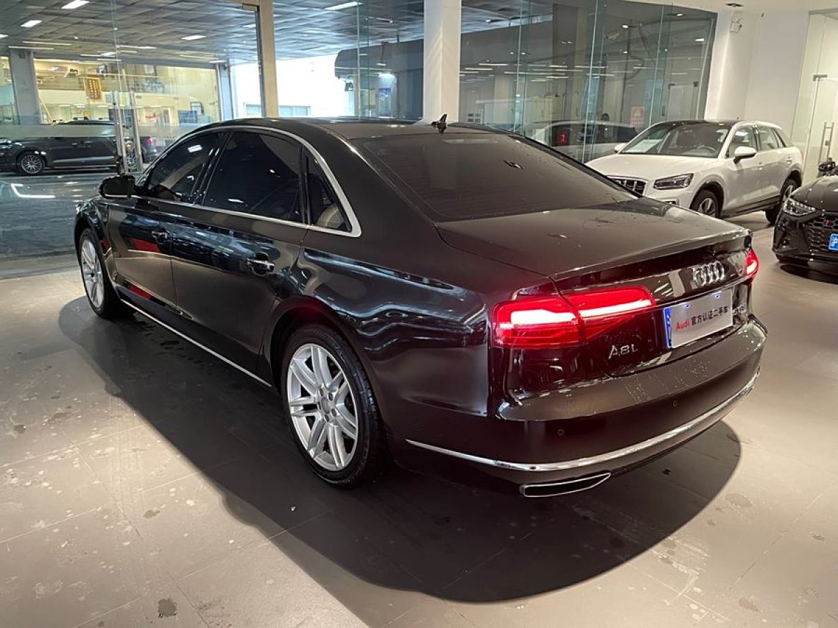 奧迪 奧迪A8  2016款 A8L 45 TFSI quattro時(shí)尚型圖片