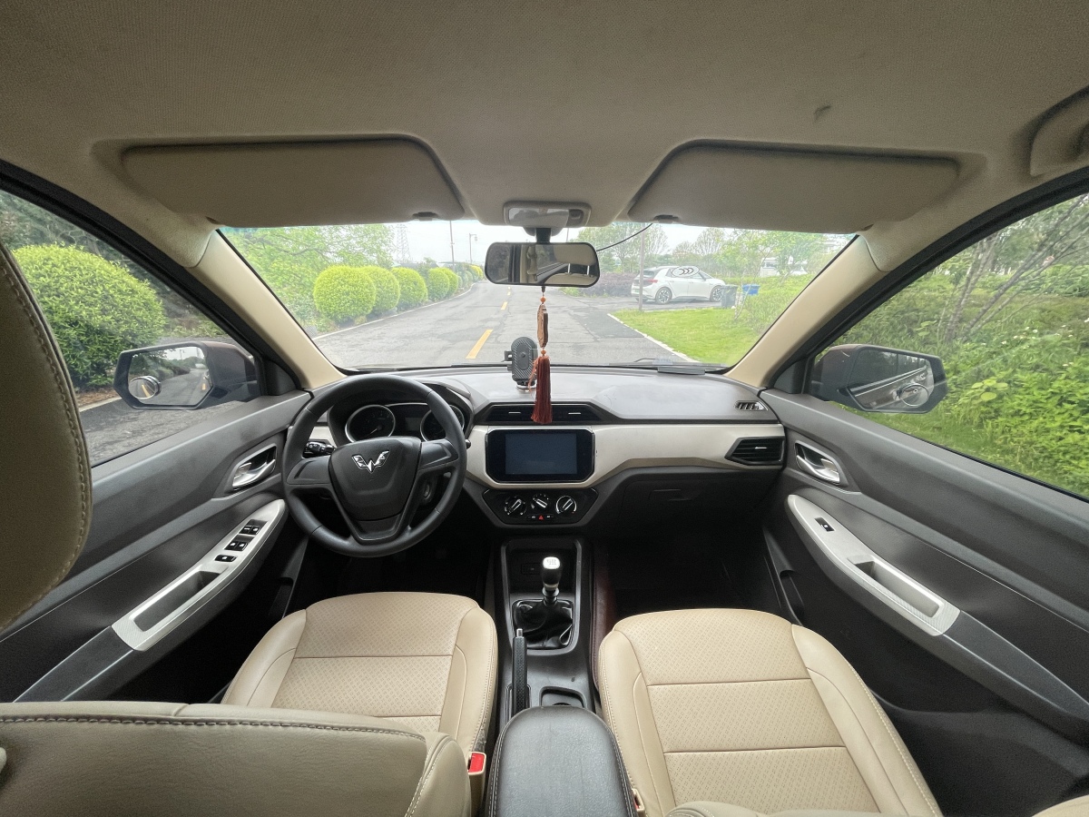 五菱 五菱宏光  2021款 1.5L改款 S舒适型LAR图片