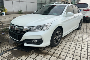 雅阁 本田 2.0L 豪华版