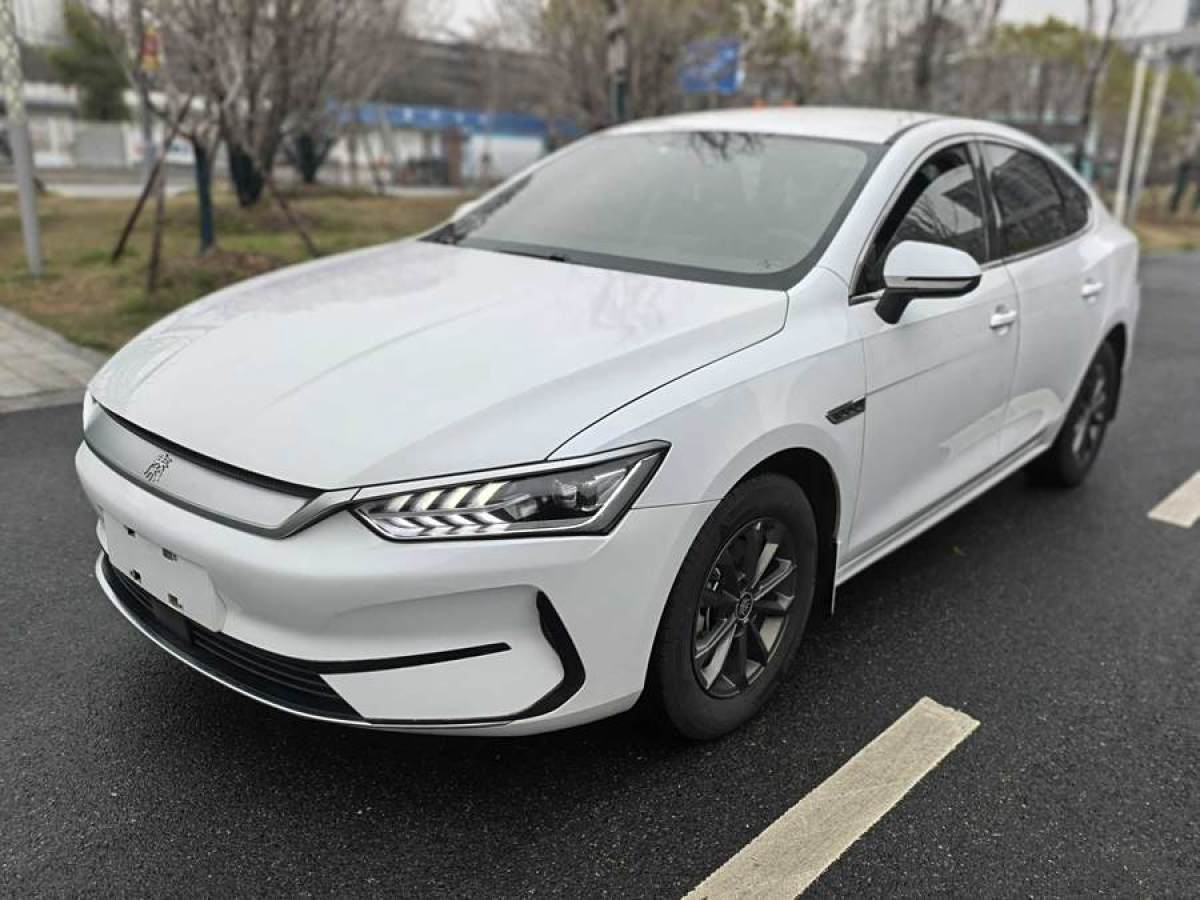 2022年12月比亞迪 秦PLUS  2023款 冠軍版 EV 420KM超越型