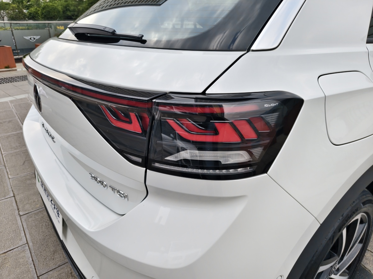 大眾 T-ROC探歌  2023款 300TSI DSG兩驅(qū)星光版圖片