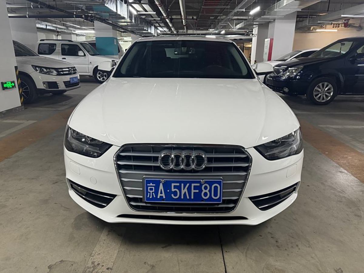 奧迪 奧迪A4L  2013款 30 TFSI 自動(dòng)舒適型圖片