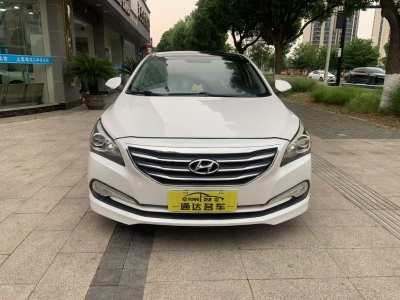 2016年12月 現(xiàn)代 名圖 1.8L 自動(dòng)尊貴型DLX圖片