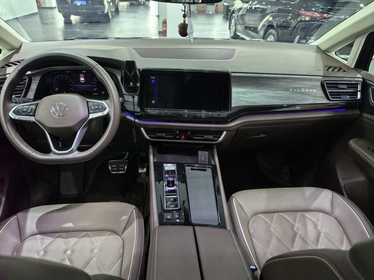 大眾 威然  2023款 改款 380TSI 尊貴版圖片
