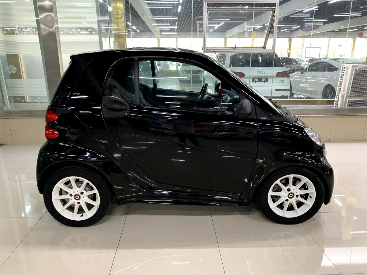 smart fortwo  2012款 1.0 MHD 硬頂激情版圖片