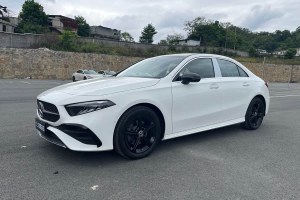 奔馳A級(jí) 奔馳 改款 A 200 L 時(shí)尚型