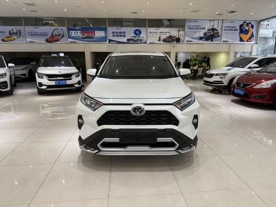 2021年1月 豐田 RAV4榮放 2.0L CVT四驅(qū)風(fēng)尚版圖片