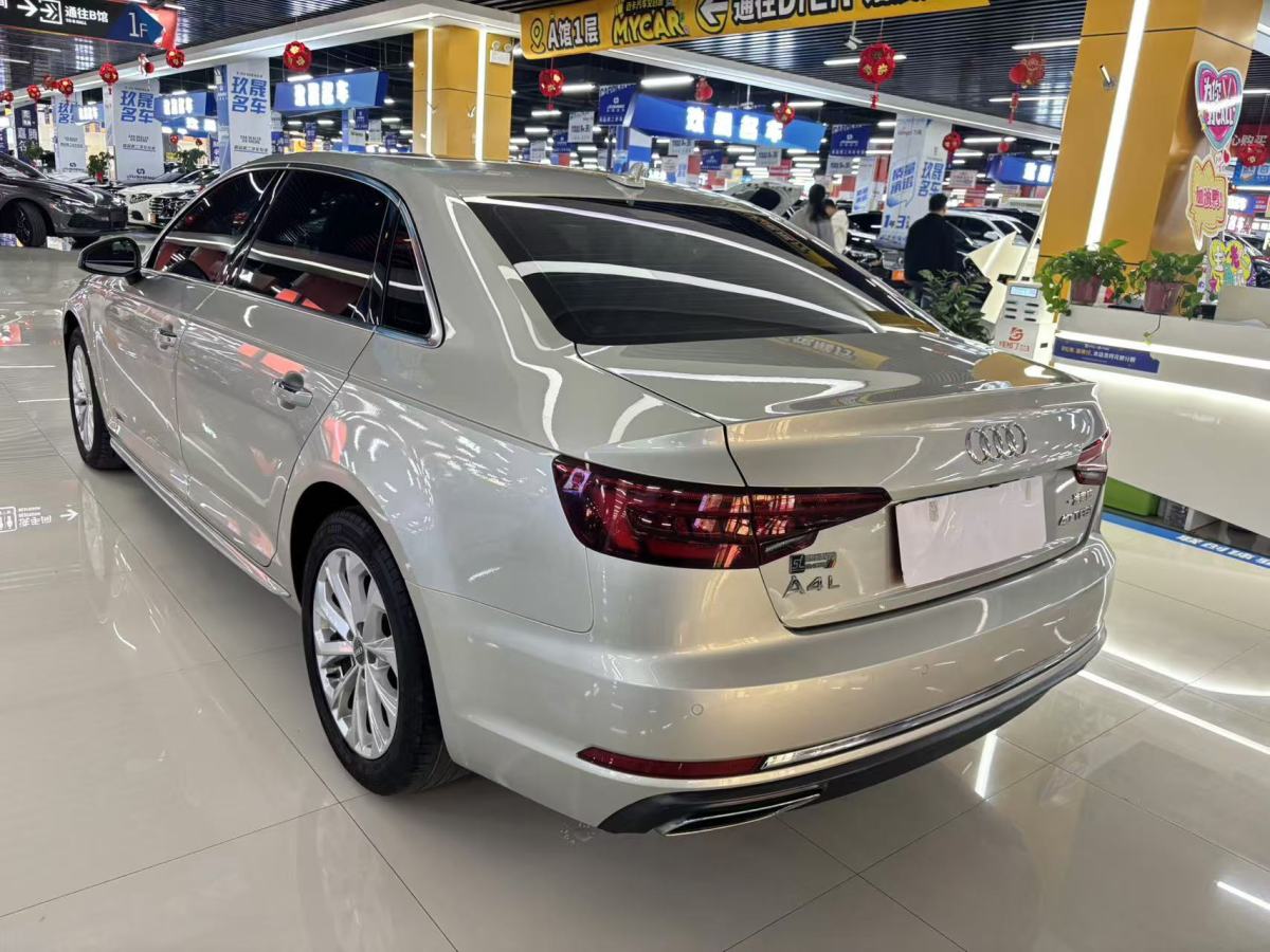 奧迪 奧迪A4L  2019款 40 TFSI 進(jìn)取型 國V圖片