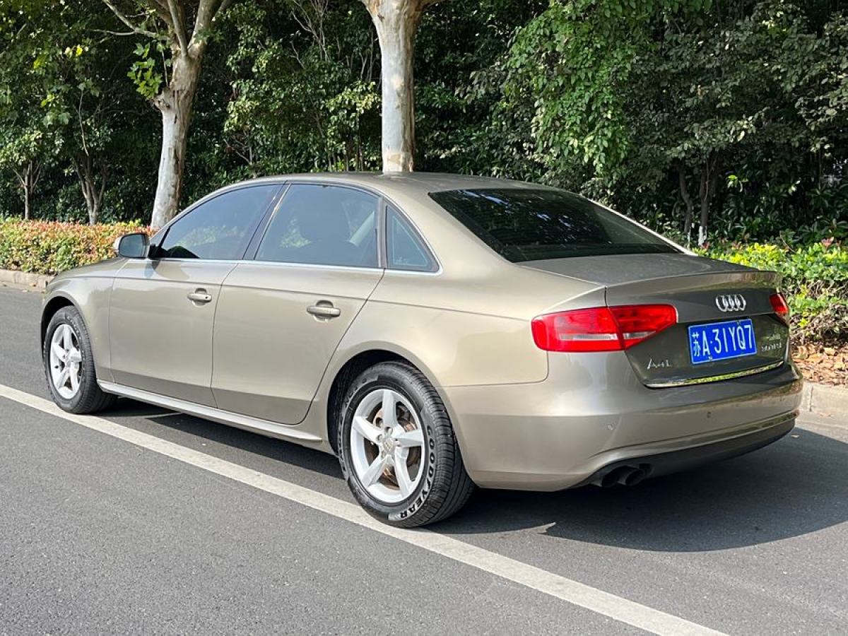 奧迪 奧迪A4L  2013款 30 TFSI 自動(dòng)舒適型圖片