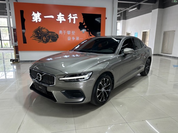 沃尔沃 S60L  2021款 T4 智逸豪华版