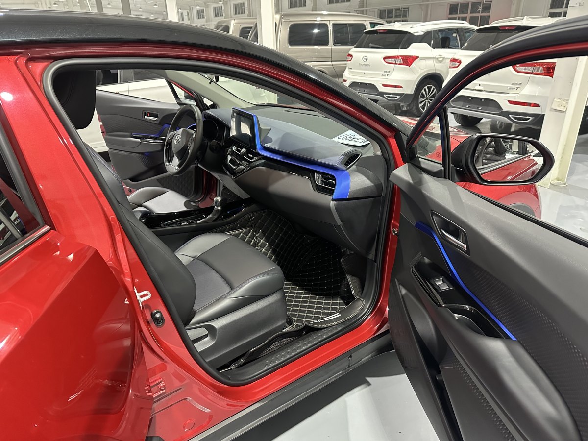 豐田 C-HR  2021款 2.0L 豪華版圖片