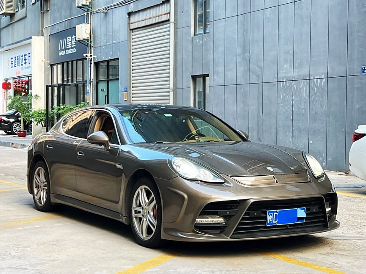 2010年11月保時捷 Panamera  2010款 Panamera 4 3.6L