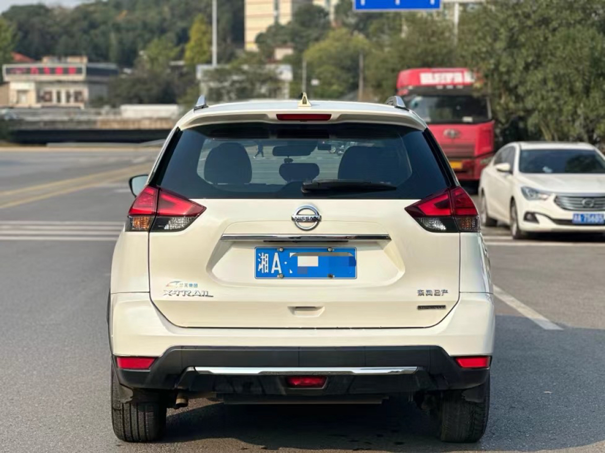 2019年4月日产 奇骏  2019款 2.0L CVT智联舒适版 2WD
