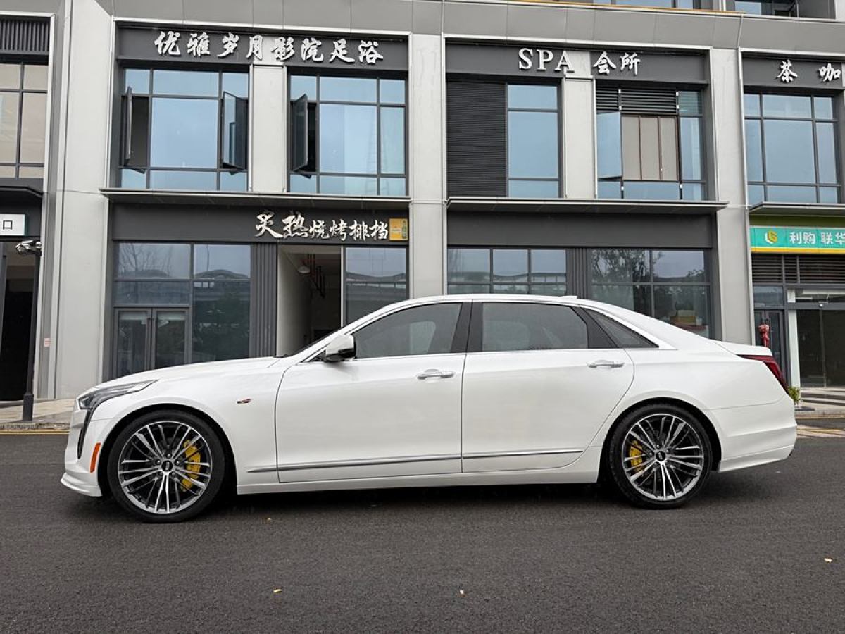 凱迪拉克 CT6  2019款 28T 鉑金版圖片