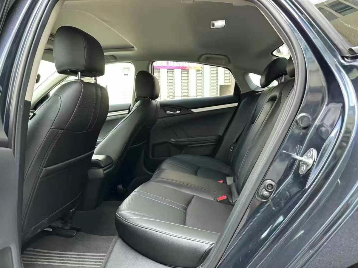本田 思域  2021款 HATCHBACK 220TURBO CVT新銳控圖片