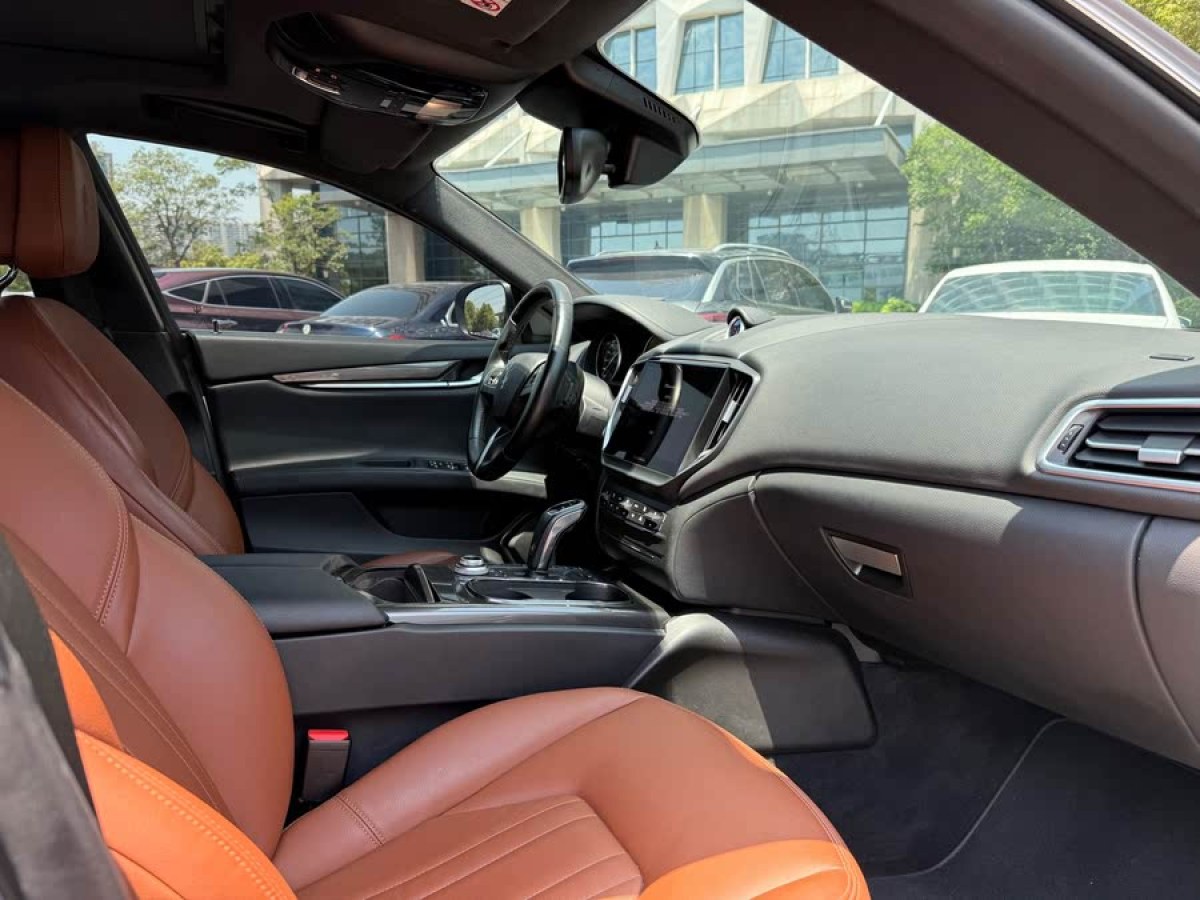 瑪莎拉蒂 Ghibli  2021款 2.0T 鋒芒版圖片