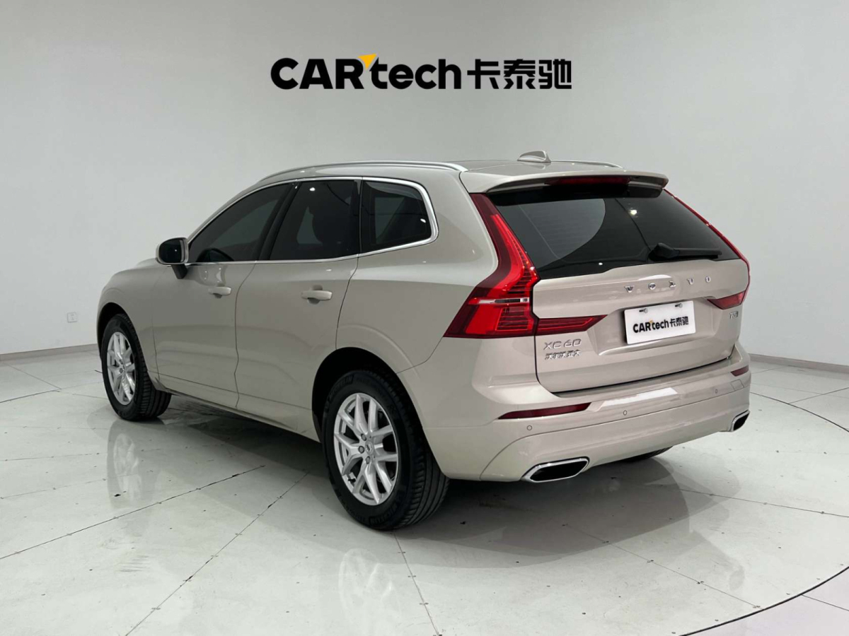沃爾沃 XC60  2017款 2.0T T5 AWD 個(gè)性運(yùn)動(dòng)版圖片