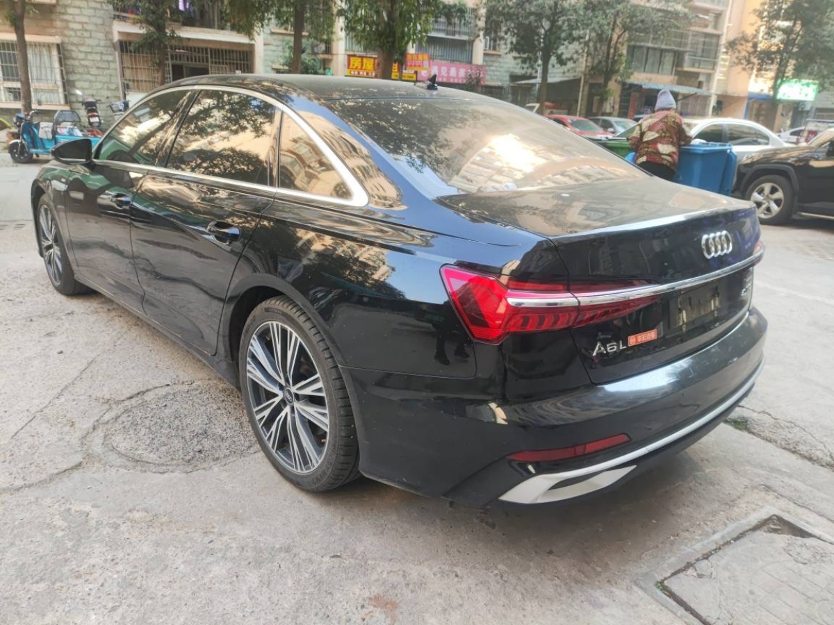 奧迪 奧迪A6L  2023款 40 TFSI 豪華動(dòng)感型圖片