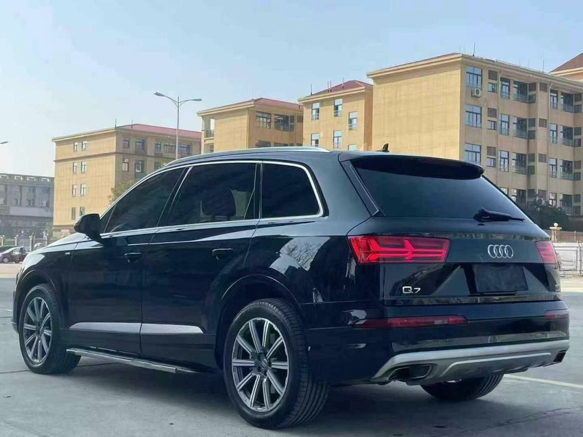 奧迪 奧迪Q7  2019款 45 TFSI S line運(yùn)動型圖片