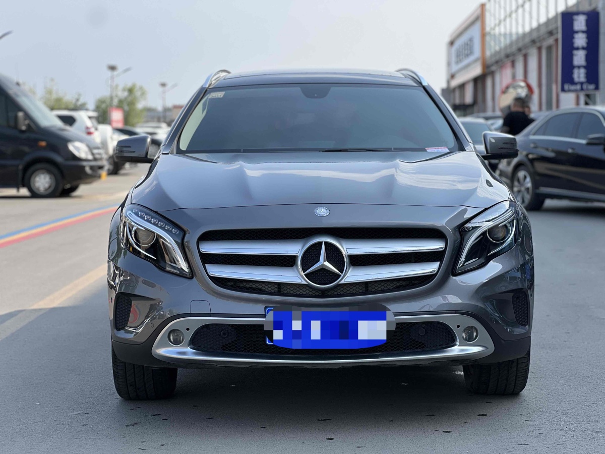 奔馳 奔馳GLA  2016款 GLA 220 4MATIC 時(shí)尚型圖片