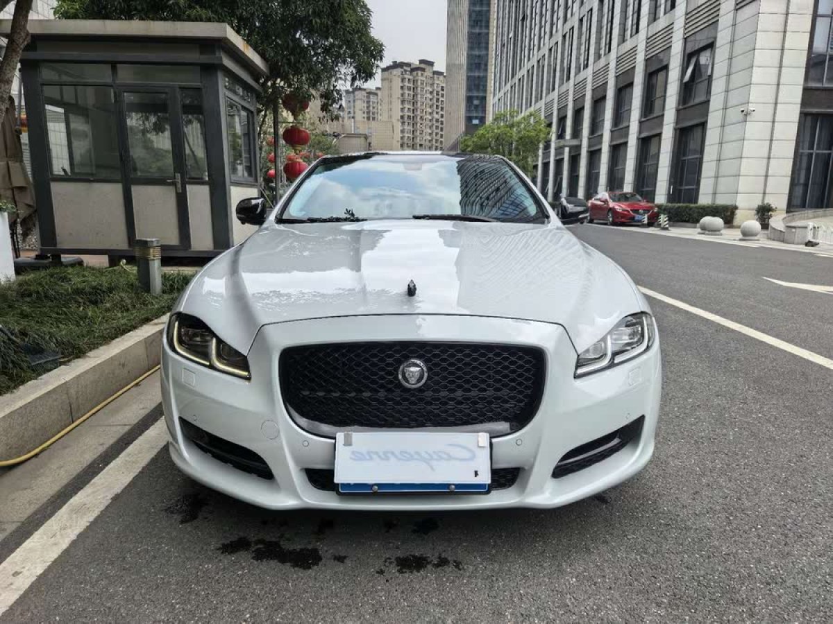 捷豹 XJ  2016款 XJL 3.0 SC 兩驅(qū)典雅商務(wù)版圖片