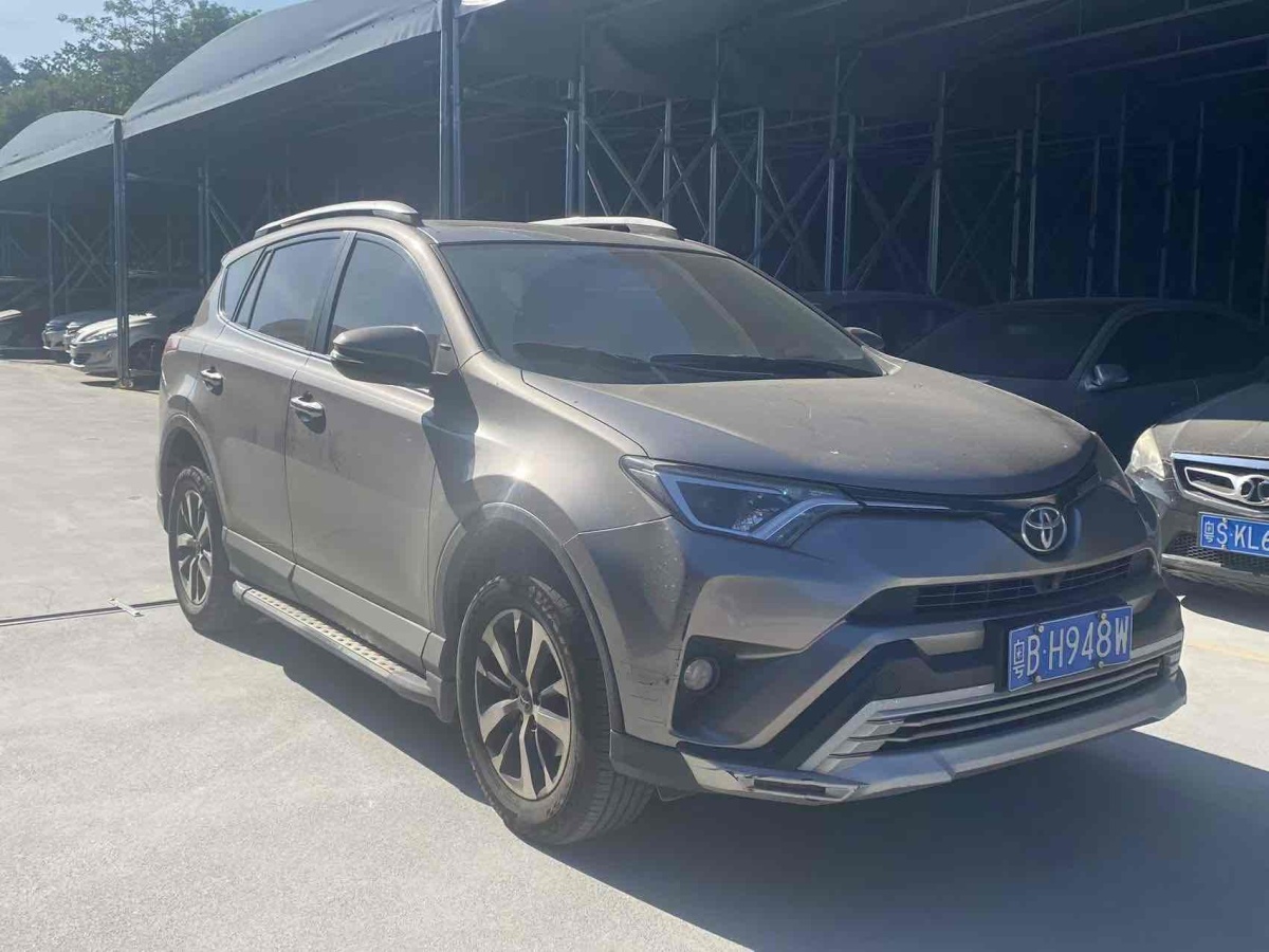 豐田 RAV4榮放  2019款 2.0L CVT兩驅(qū)風(fēng)尚X限量版 國VI圖片